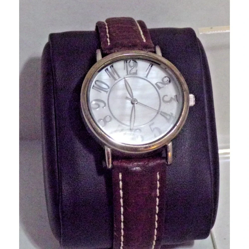 Calvin Hill ? Wristwatch Pearl Face Silver Accents Brown Suede 7